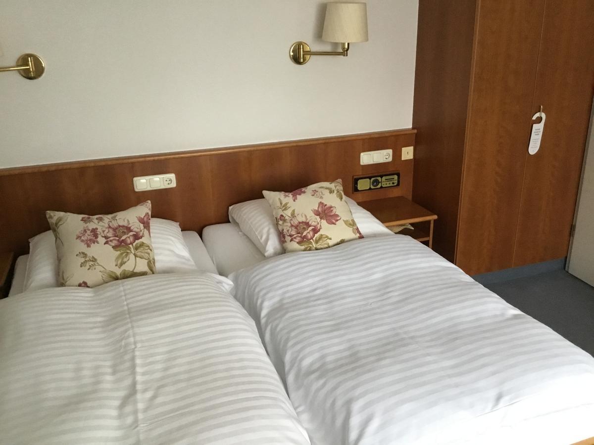 Lindenhof Hotel Hainburg Eksteriør billede